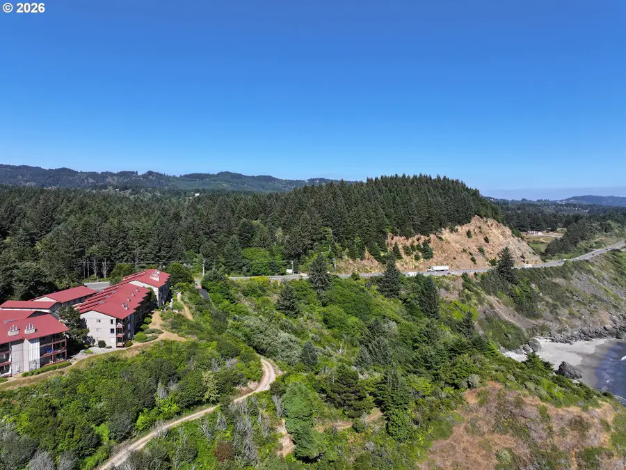 17744 Highway 101, Brookings, OR 97415 - #2