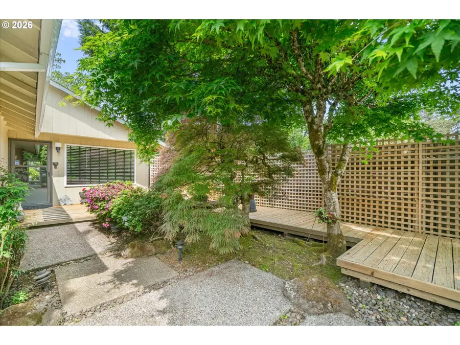 810 Mcvey Ave, Lake Oswego, OR 97034 - #3