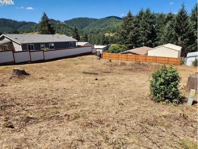 1035 Whipple Ct, Yoncalla, OR 97499 - #1