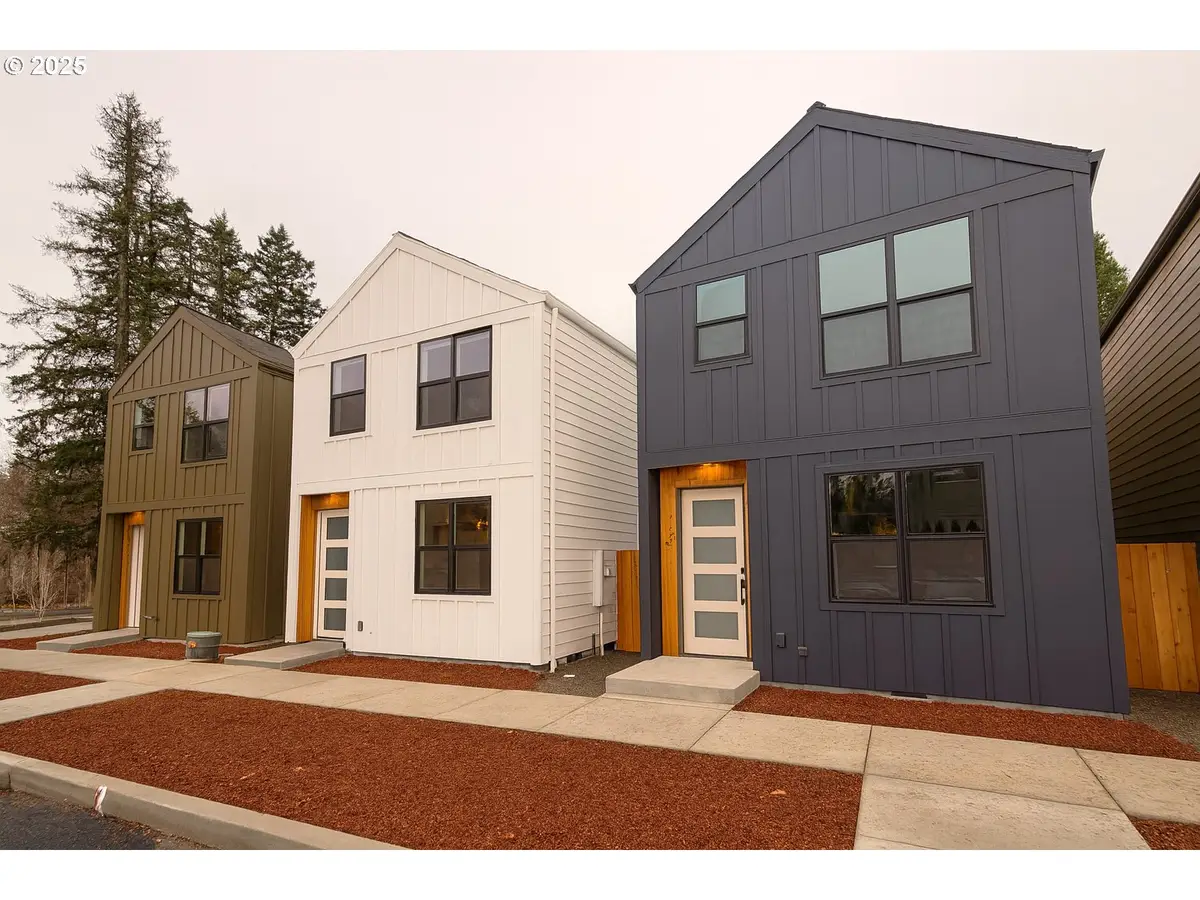 7762 SW Bonita Rd, Tigard, OR 97224 - Image #1