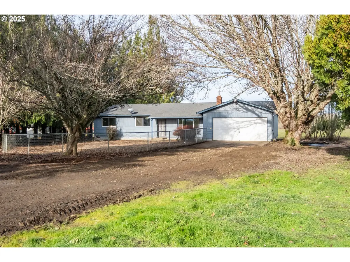 23900 SW Loganberry Ln, Sheridan, OR 97378 - Image #1