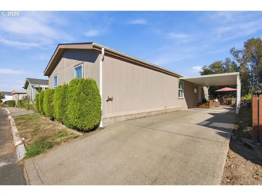823 SW Williamsburg Way, Beaverton, OR 97006 - #3