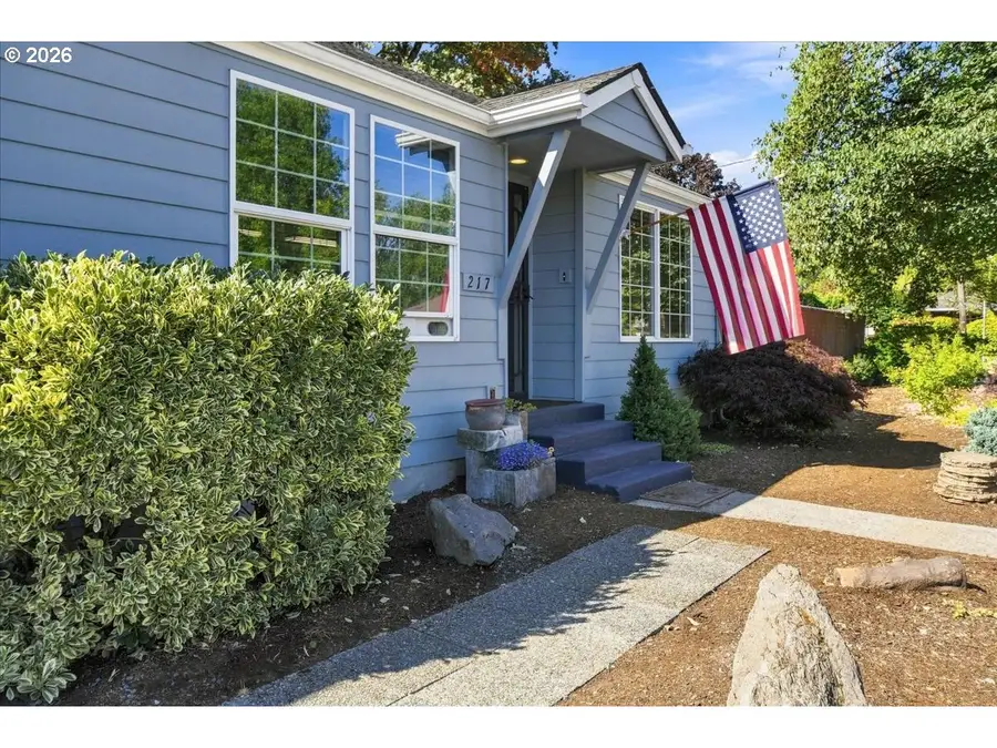 217 NW 44th St, Vancouver, WA 98660 - #2