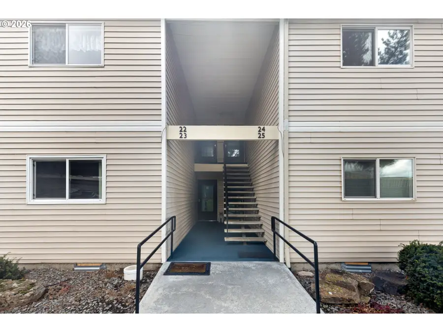 1900 NW Carden Ave, Pendleton, OR 97801 - #2