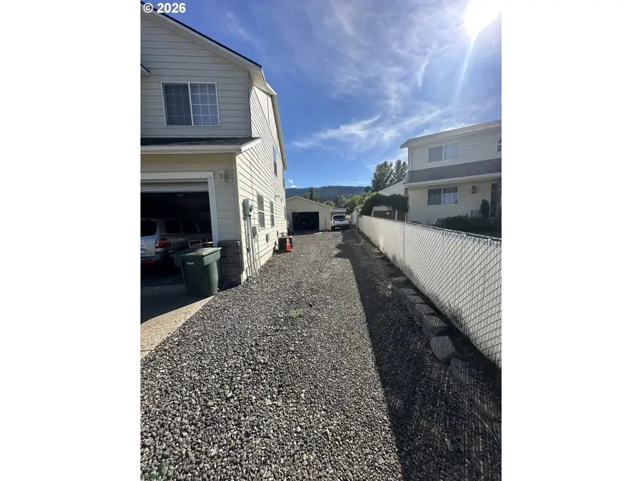 2002 Scorpio Dr, La Grande, OR 97850 - #3