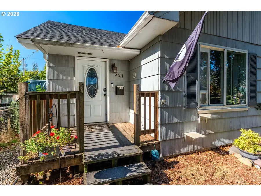 551 16th Ave, Longview, WA 98632 - #3