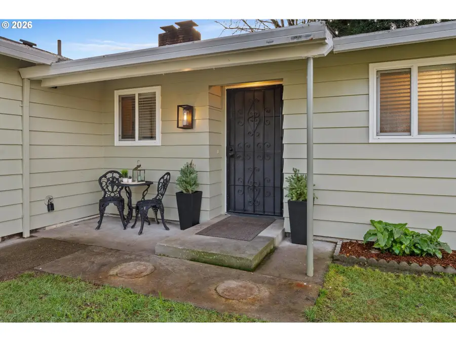 2812 B St, Forest Grove, OR 97116 - Image #3