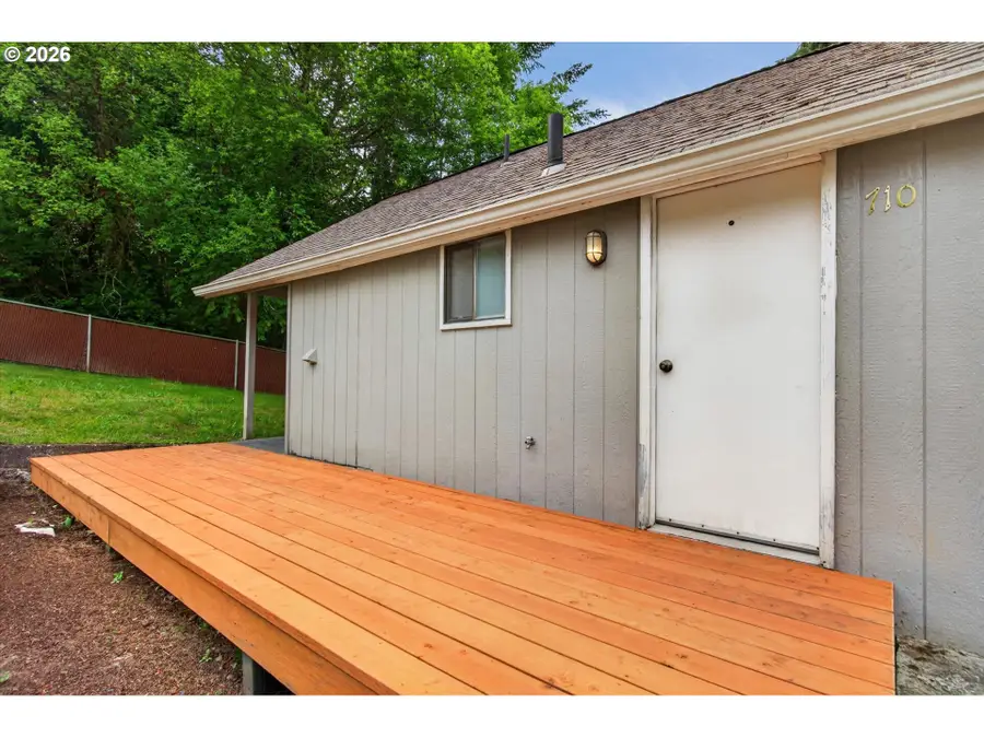 710 Wood Ln, Clatskanie, OR 97016 - #3