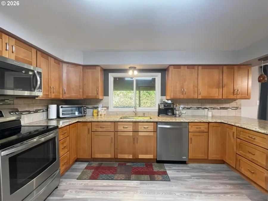 502 Coal Creek Rd, Longview, WA 98632 - #2