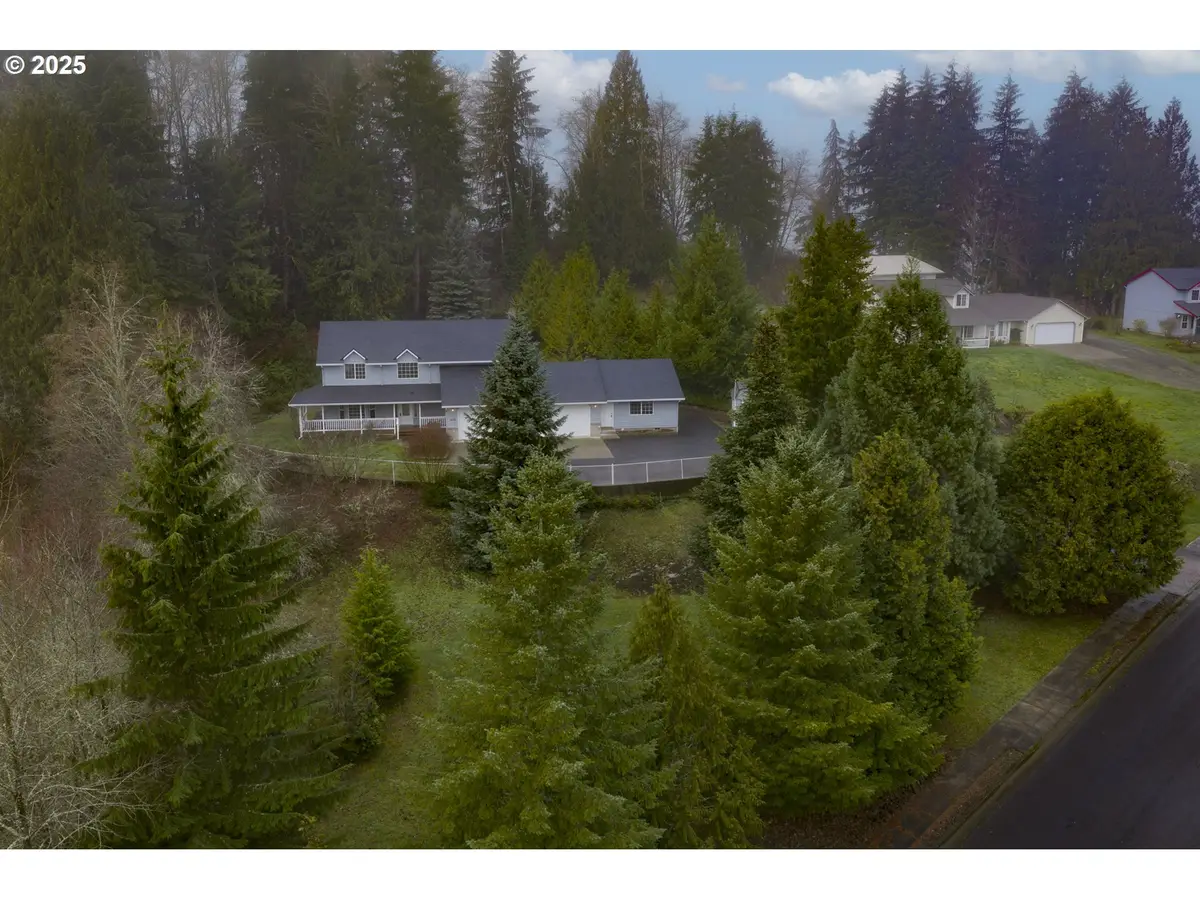 109 Cliff Wood Ln, Kelso, WA 98626 - Image #1