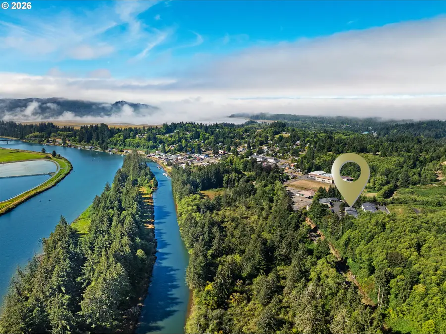 13150 D St #11, Nehalem, OR 97131 - #3