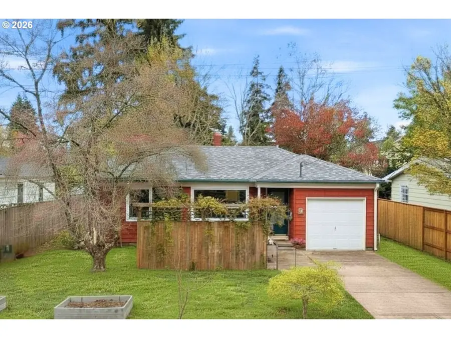 5823 SE Insley St, Portland, OR 97206 - #3