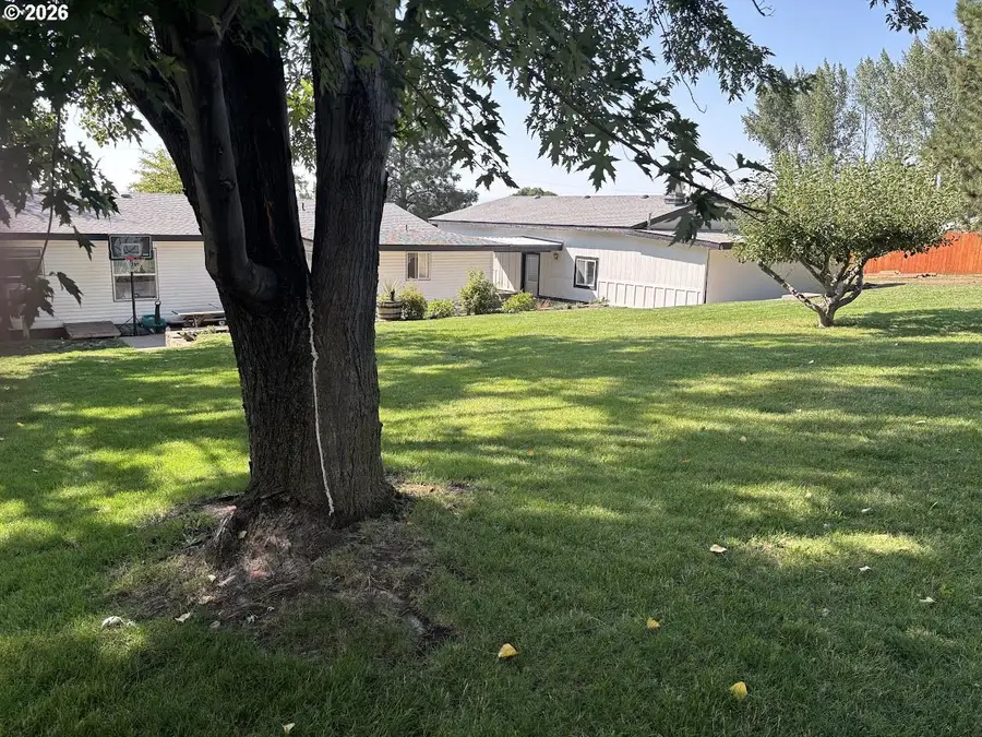 60905 Love Rd, Cove, OR 97824 - #3