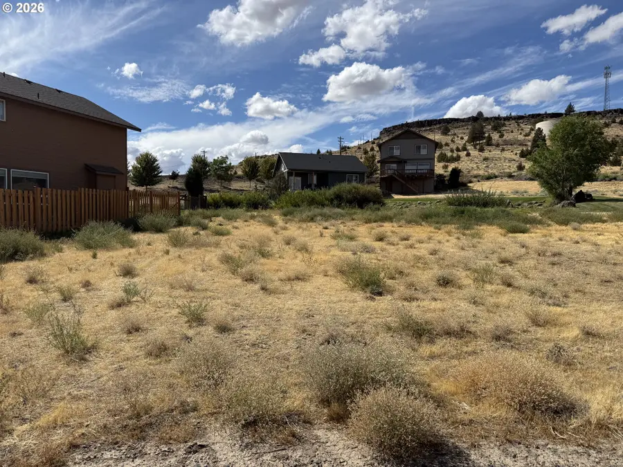 425 Little Lake Rd, Maupin, OR 97037 - #2