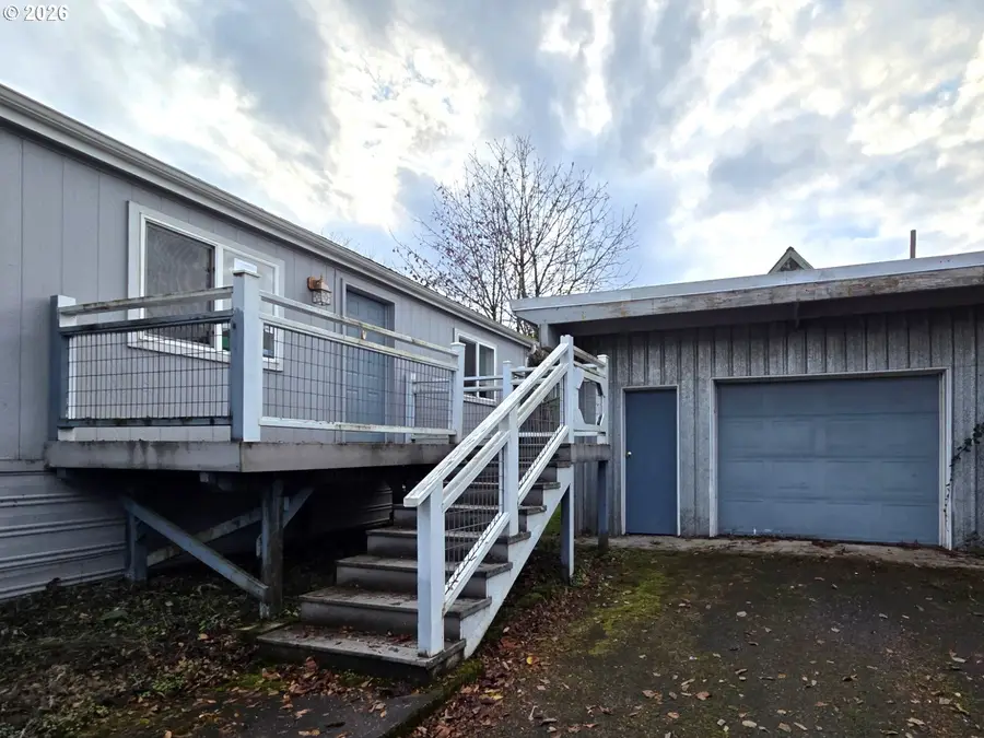 115 NE Eighth St, Oakland, OR 97462 - Image #3