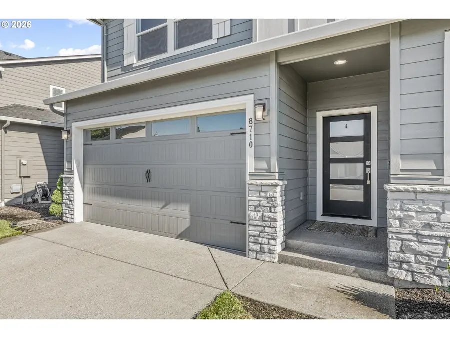 8710 N 1st St, Ridgefield, WA 98642 - #3