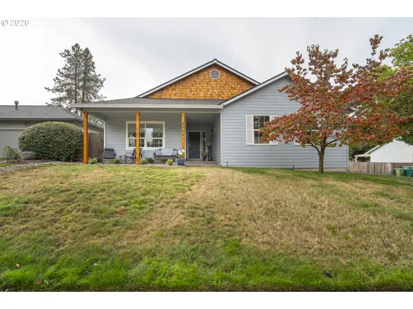 824 E Edgewood Dr, Newberg, OR 97132