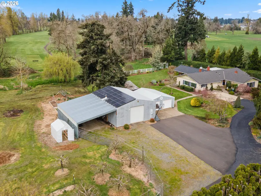 12063 Golf Ln, Sublimity, OR 97385 - #2