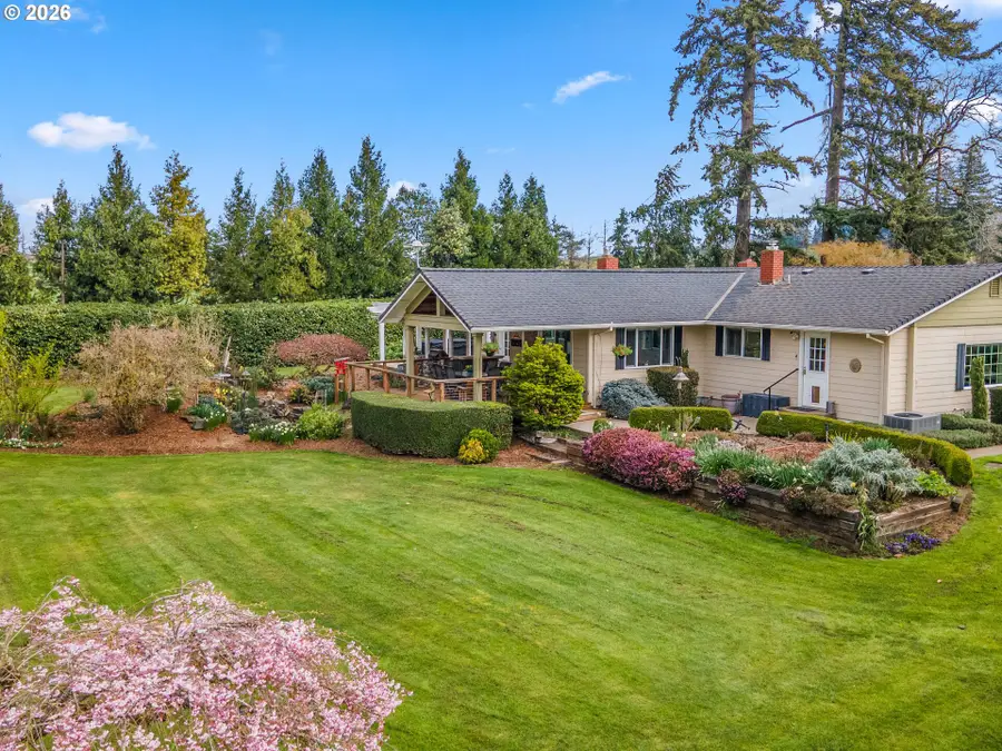 12063 Golf Ln, Sublimity, OR 97385 - #3