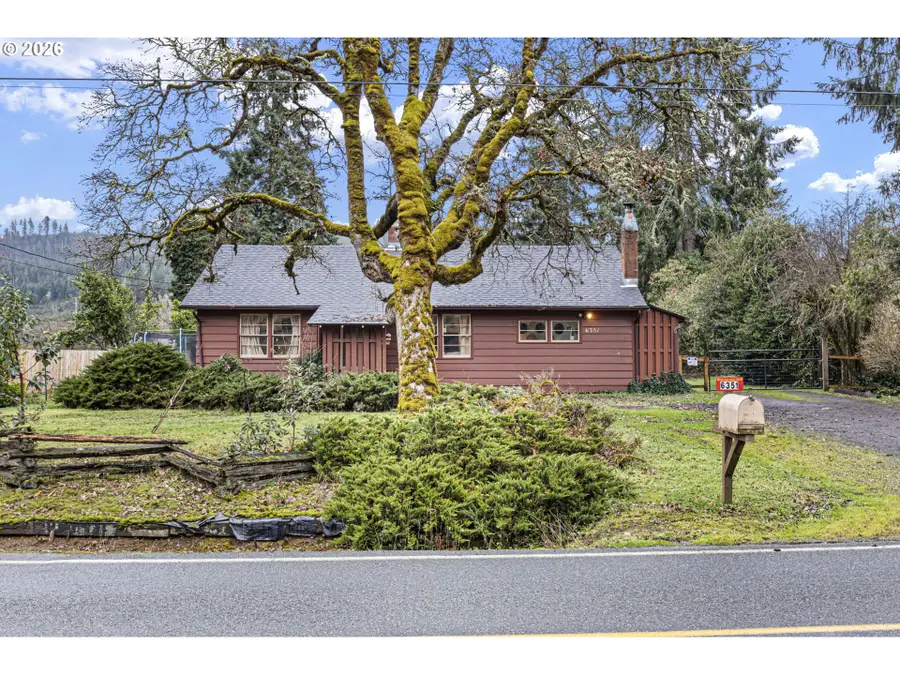 6351 Nonpareil Rd, Sutherlin, OR 97479 - #2