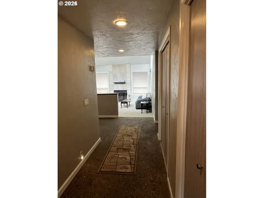 1135 Lakewood Dr Sw, Albany, OR 97321 - Image #3