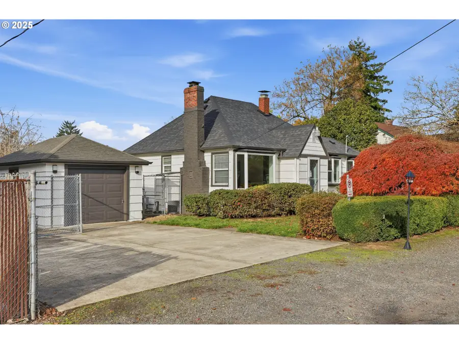 415 SE 94th Ave, Portland, OR 97216 - Image #3