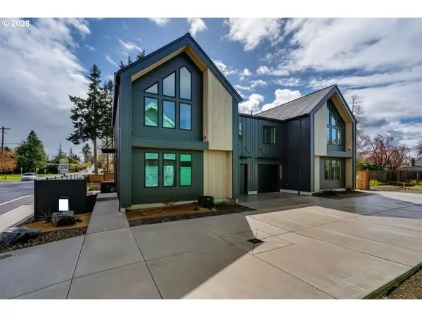 2624 Gilham Rd, Eugene, OR 97408