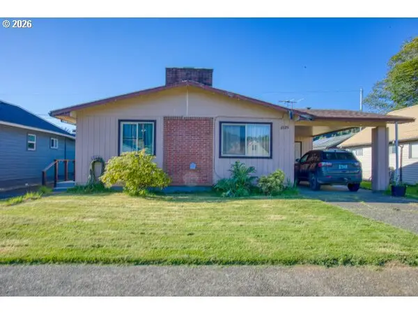 2125 Elm Ave, Reedsport, OR 97467 - #1