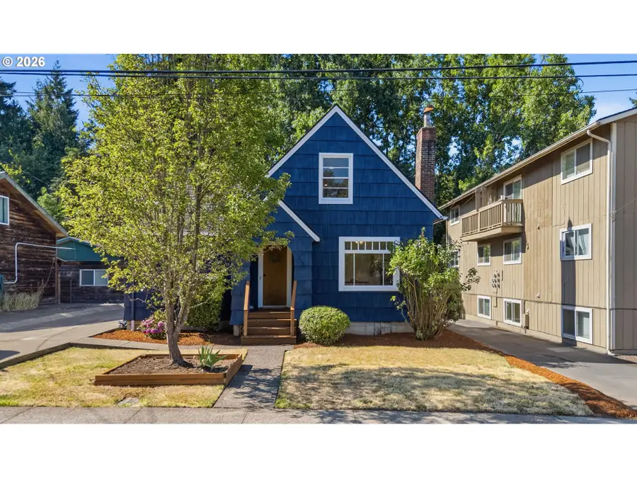 1020 SW E Ave, Corvallis, OR 97333 - #3