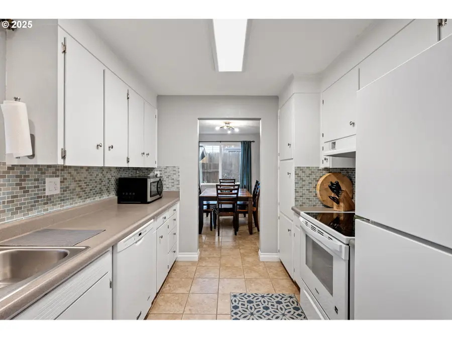 4020 Pearl St, Eugene, OR 97405 - Image #2