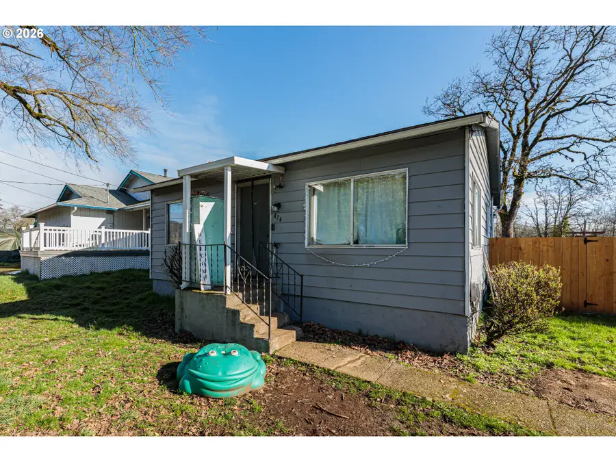 474 N 6th St, Saint Helens, OR 97051 - #2