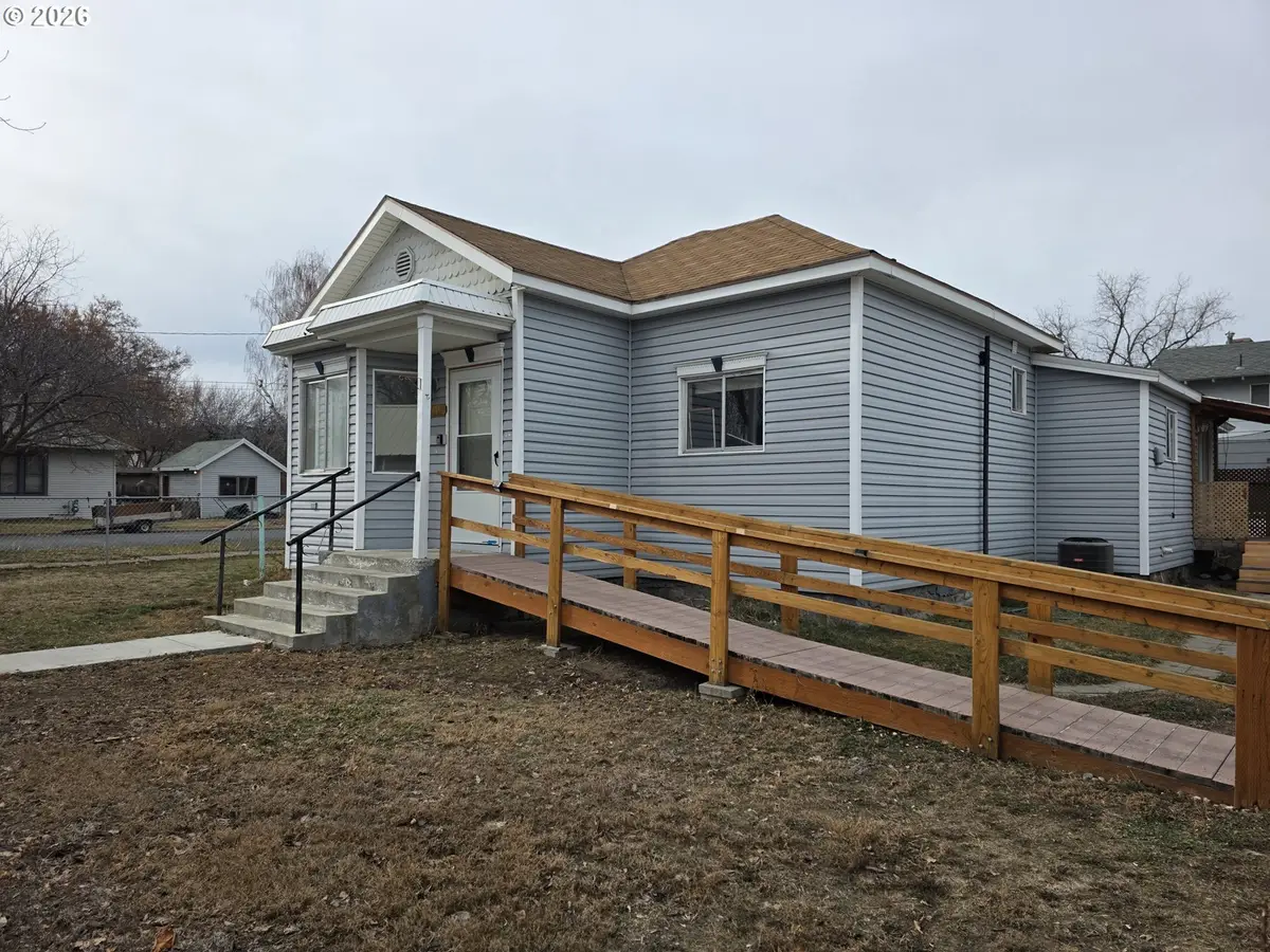 2707 3rd St, Baker City, OR 97814 - #1