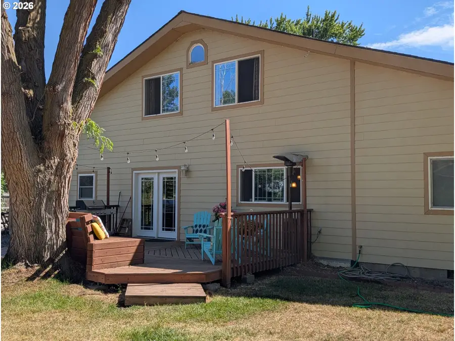 4166 SW Perkins Ave, Pendleton, OR 97801 - #2