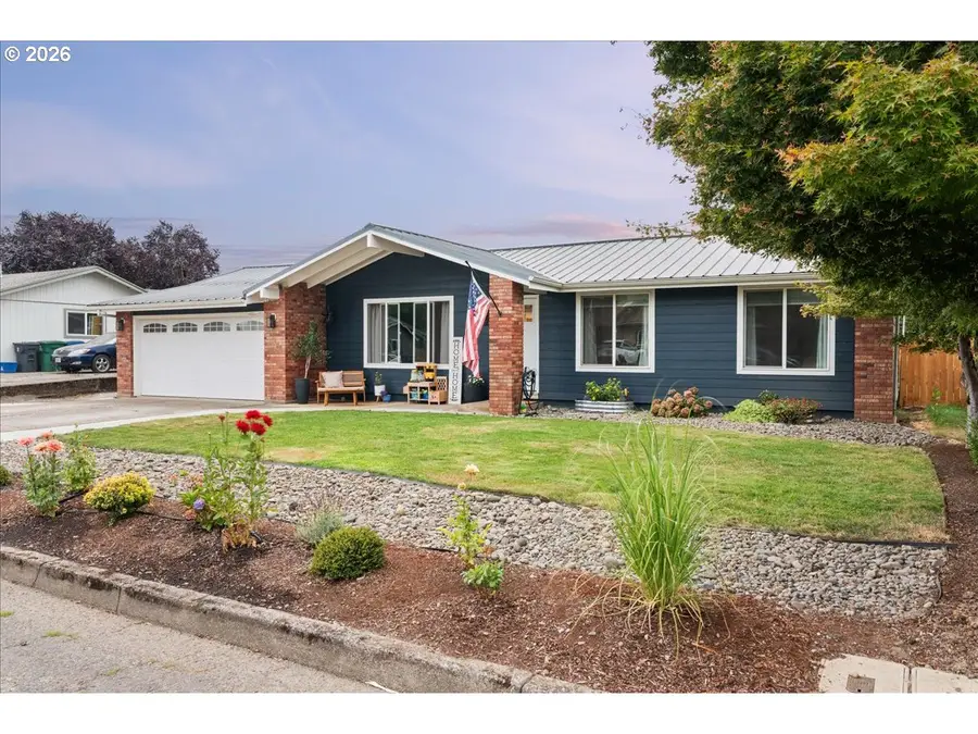 350 Cindy Ln Nw, Mount Angel, OR 97362 - #3