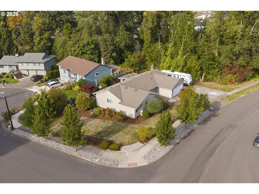 2331 SW 27th Dr, Gresham, OR 97080 - #3