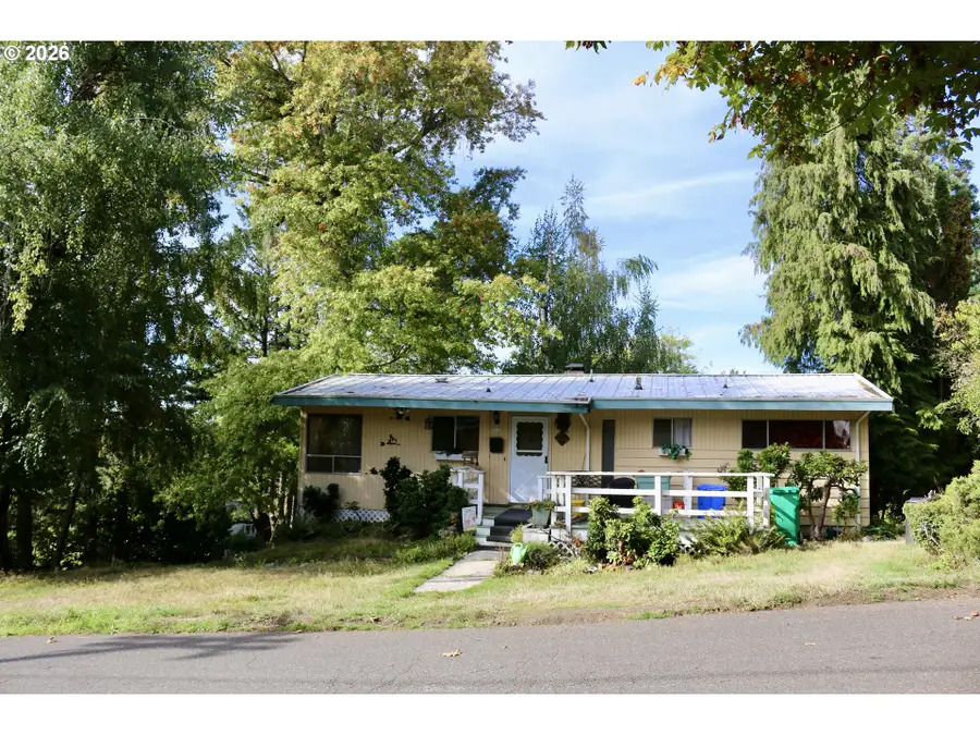 7137 SW 32nd Ave, Portland, OR 97219 - #2
