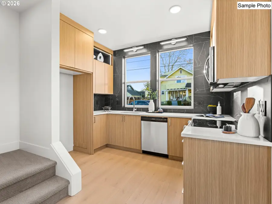 6222 N Kerby Ave, Portland, OR 97214 - #3