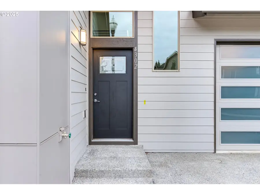 4302 NE 61st St, Vancouver, WA 98661 - Image #2