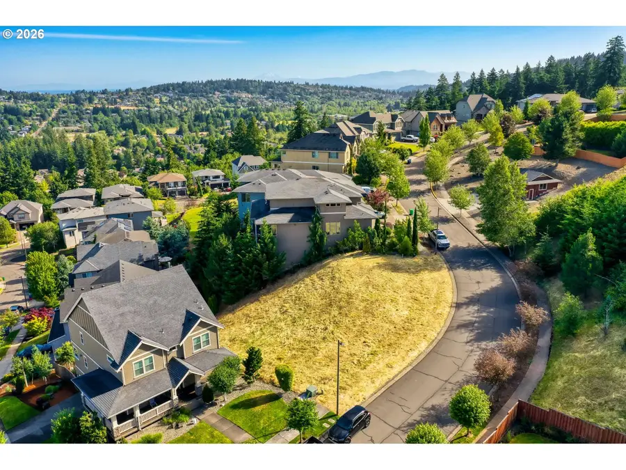 13501 SE Mountain Crest Dr, Happy Valley, OR 97086 - #3