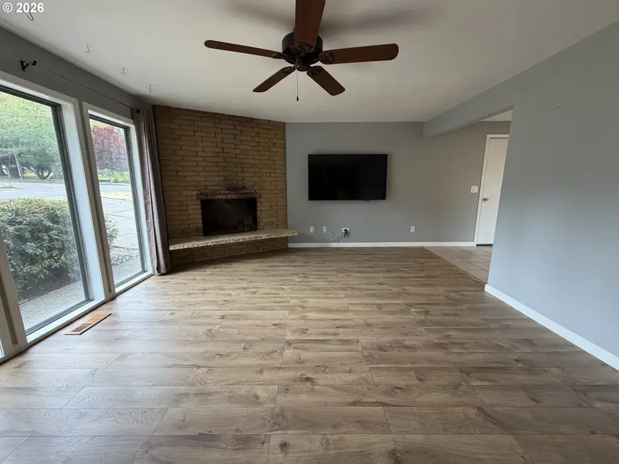 11530 SW Tigard Dr, Portland, OR 97223 - #3