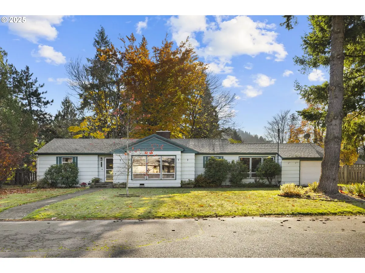 14614 SE Rhone St, Portland, OR 97236 - Image #1