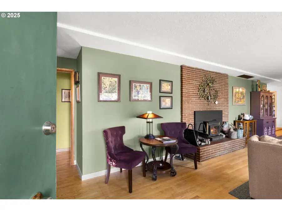 14614 SE Rhone St, Portland, OR 97236 - Image #3