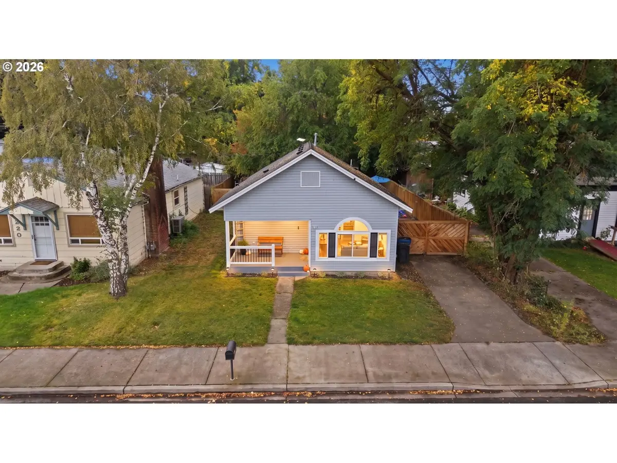 218 E Collins St, Goldendale, WA 98620 - #1