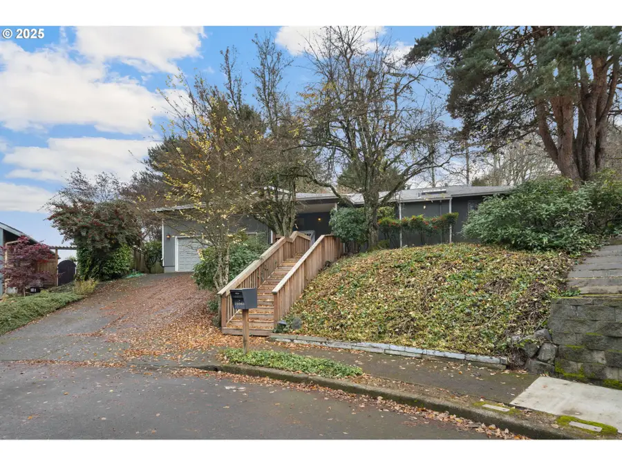 21065 Apollo Ct, Northwest Clackamas, OR 97068 - Image #2