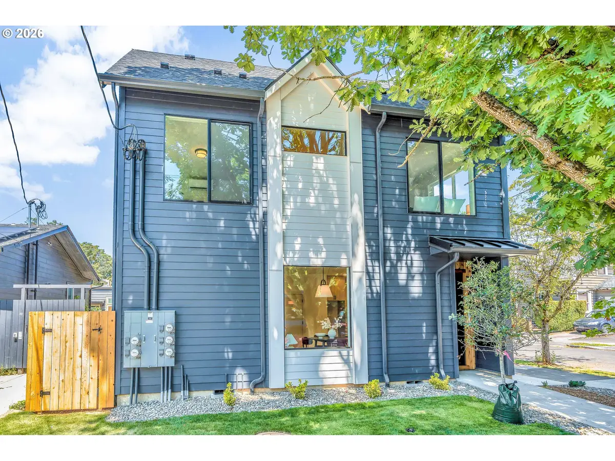 4495 SE Division St, Portland, OR 97215 - #1