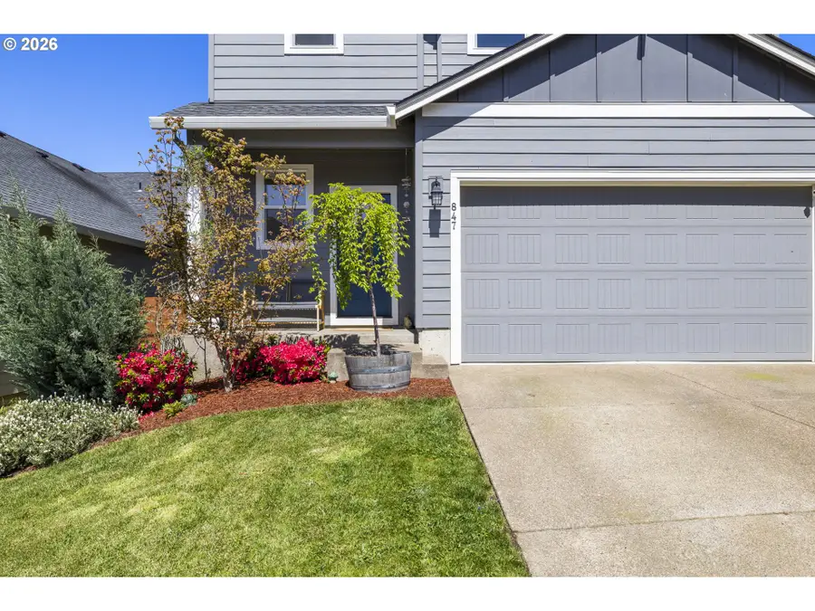 847 NE Pinebreak Dr, Estacada, OR 97023 - #2