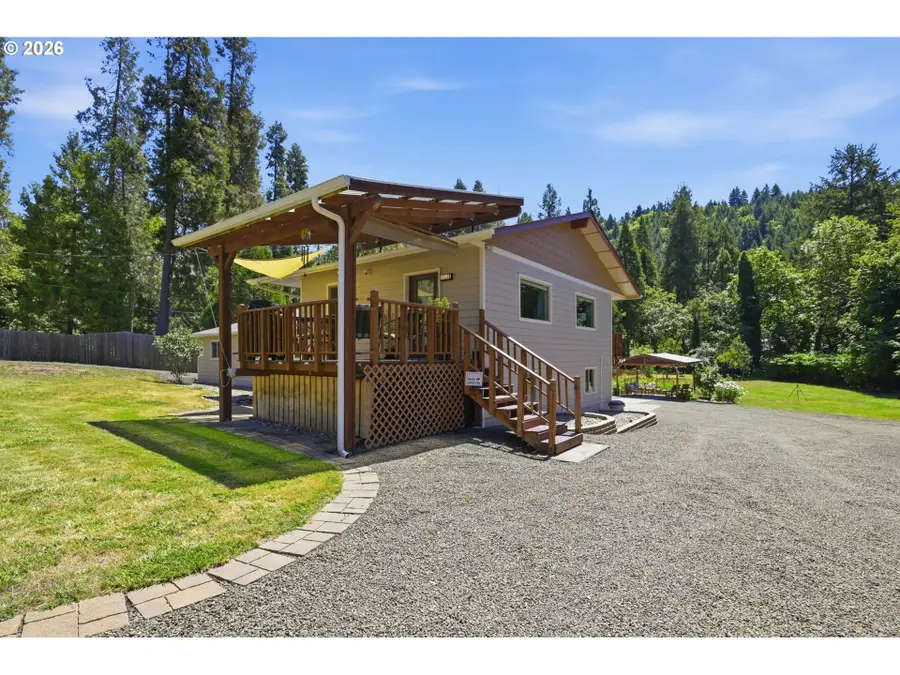 5407 Buckhorn Rd, Roseburg, OR 97470 - #2