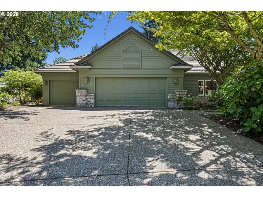 2364 Park Grove Dr, Eugene, OR 97408 - #2