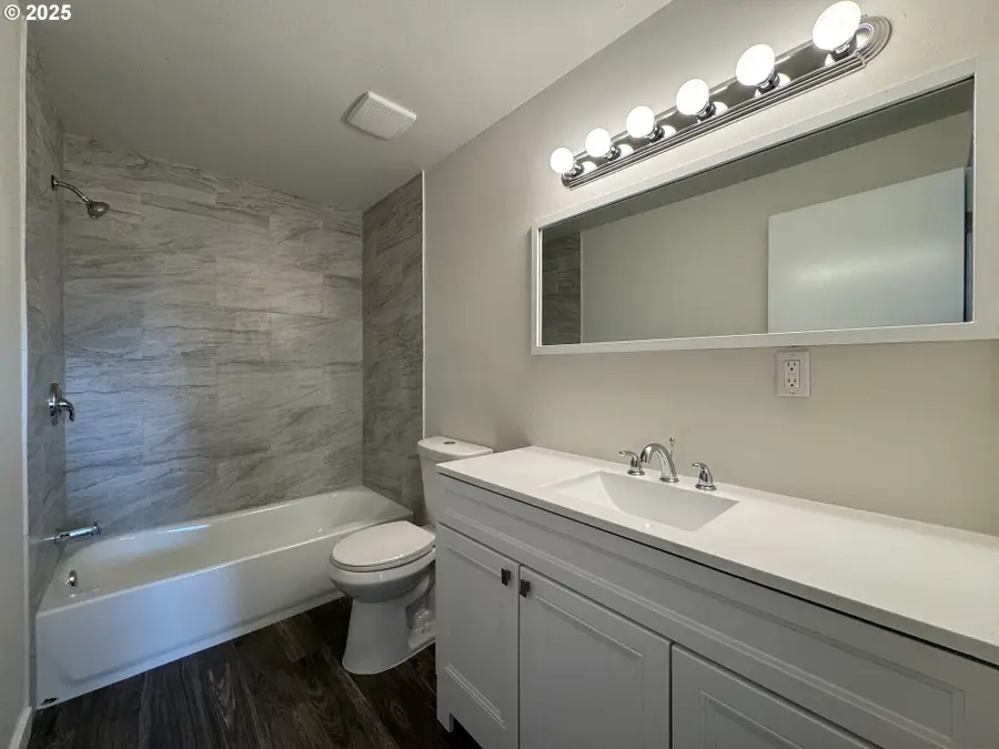 3337 Pine St, Longview, WA 98632 - Image #3