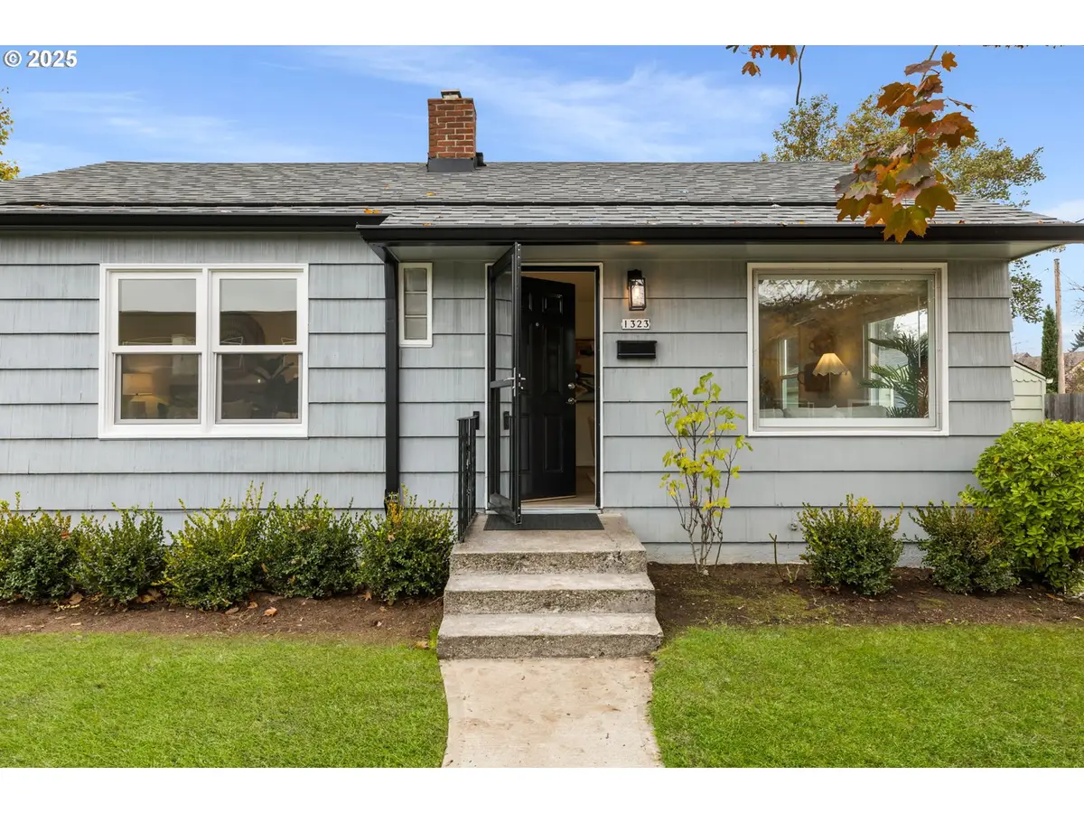 1323 NE 63rd Ave, Portland, OR 97213 - Image #1
